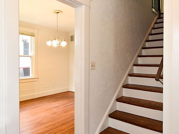 3rd image of 633 24th St S