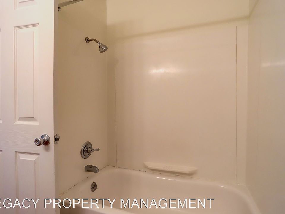 1st image of 17035 SE Powell Blvd #17113