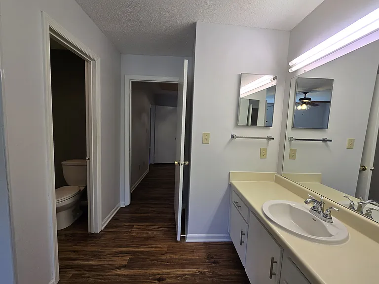 117 Kingsbury Dr — Photo 39