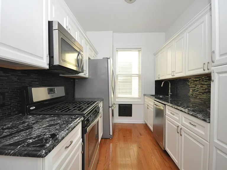 89 1st Ave #2 — Photo 6