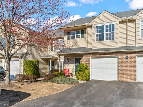 226 Sparrow Rd, Hummelstown, PA 17036