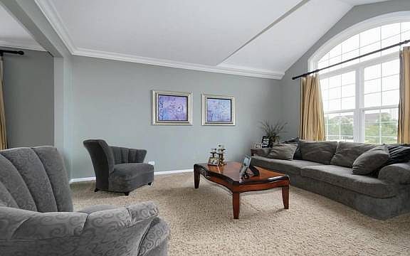 3rd image of 766 Kelley Dr