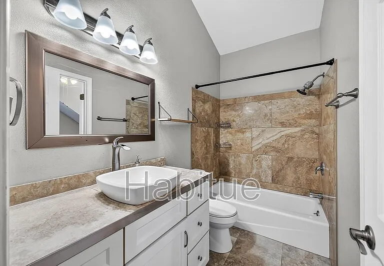 2403 W Irene St — Photo 31