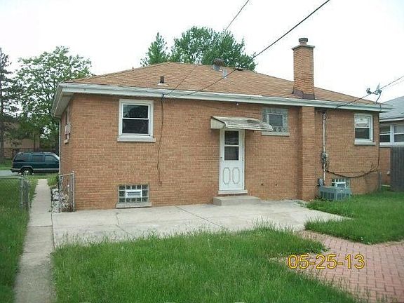 2nd image of 14441 Blaine Ave