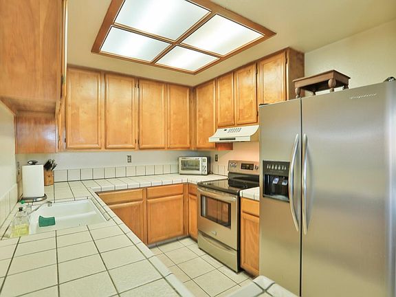 5th image of 3170 Kenland Dr