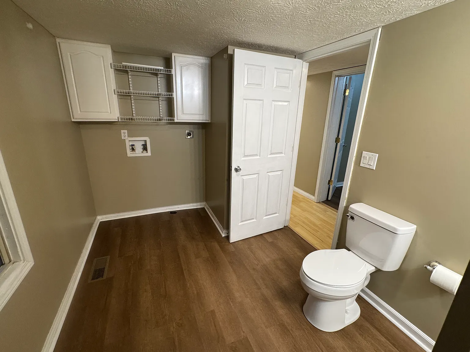 4 bed, 1600 sqft, $1,500 — Photo 4