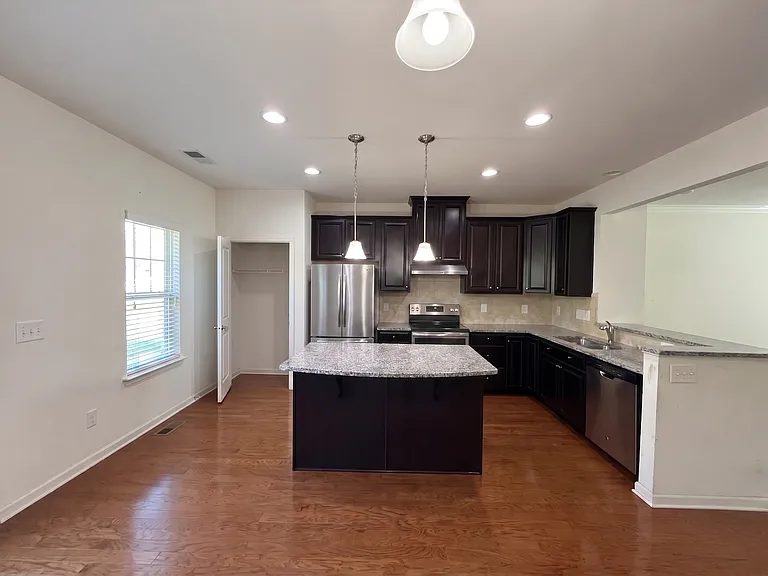 524 Pemberwich Pl — Photo 14