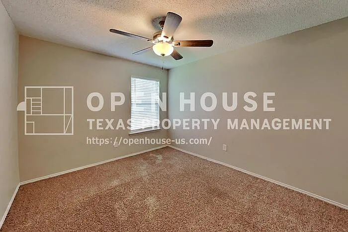 4066 Tulip Tree Dr — Photo 13