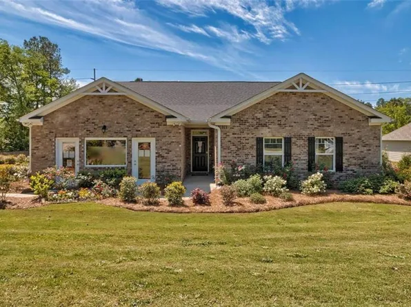 4076 Agnes Cir, Lithonia, GA 30038