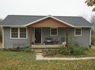 205 Cobb Ln, Springville, IN 47462