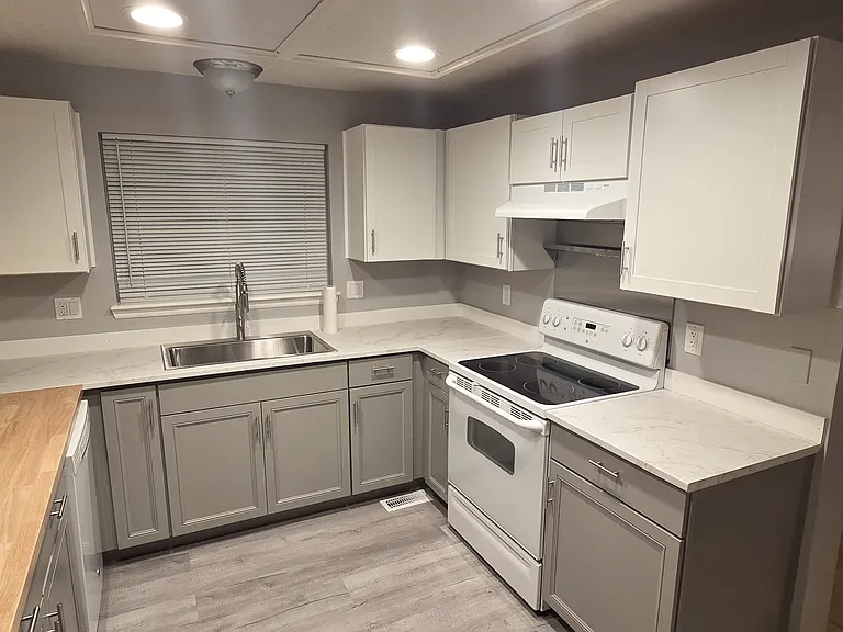 11351 W Parkhill Dr — Photo 3