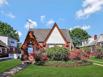 525 Concord Avenue, Williston Park, NY, 11596