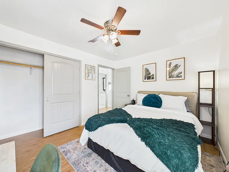 7836 Bateman Ln — Photo 36