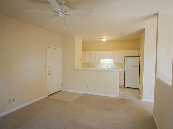 5th image of 1600 Long Grove Dr Unit 311