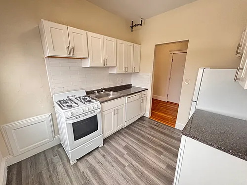 1687 Commonwealth Ave Photo 1