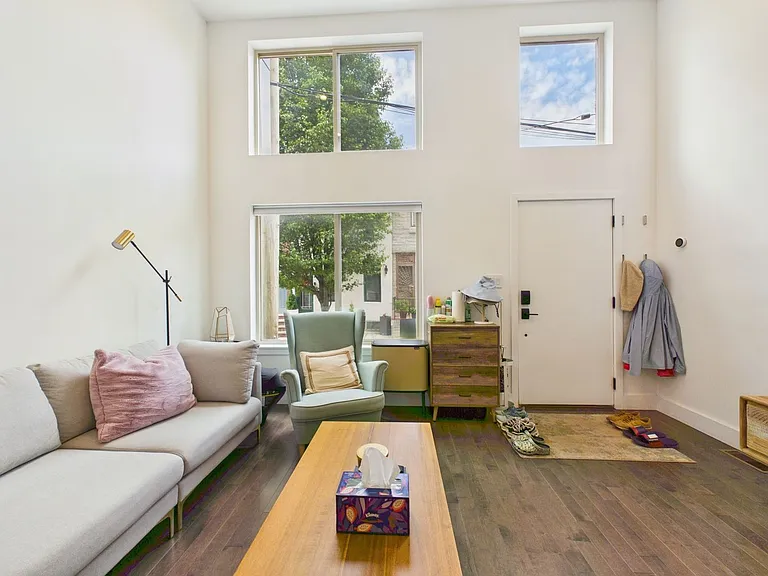 1335 S Garnet St — Photo 8