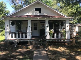 411 Oak St, Perry, KS 66073