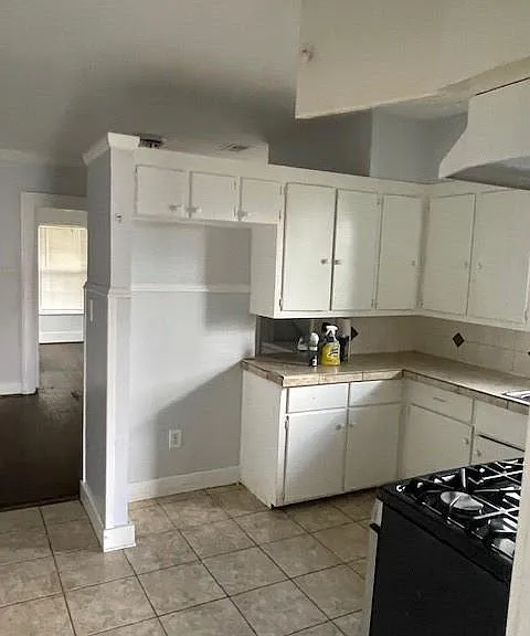 3815 Baden St — Photo 4