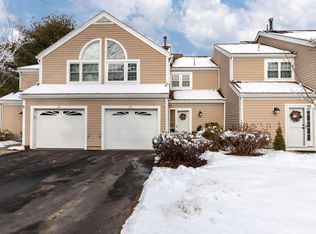27 Drake Cir, Walpole, MA 02081