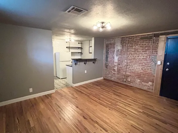 215 W Fairview St #102, Tulsa, OK 74106