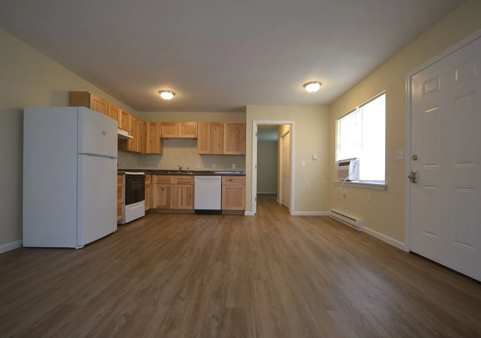Deepwater Apartments — Photo 2