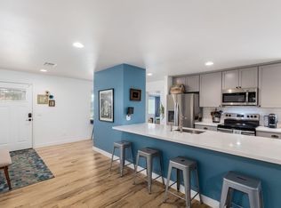 2316 W Cheery Lynn Rd, Phoenix, AZ 85015