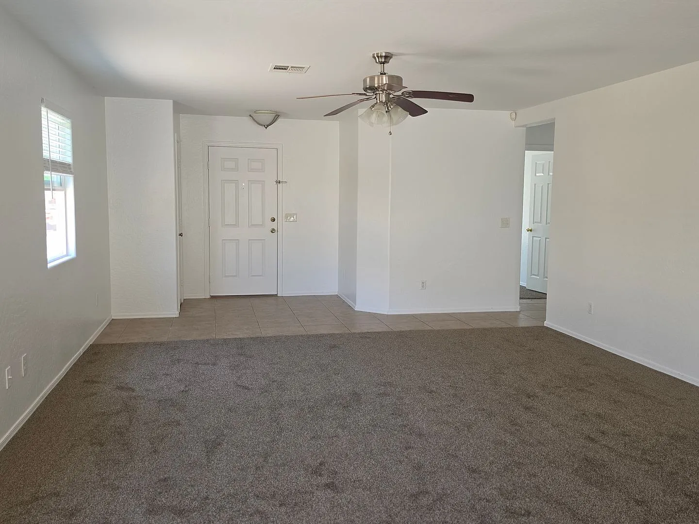 4BD/2BA San Tan Valley Home for Rent! — Photo 4