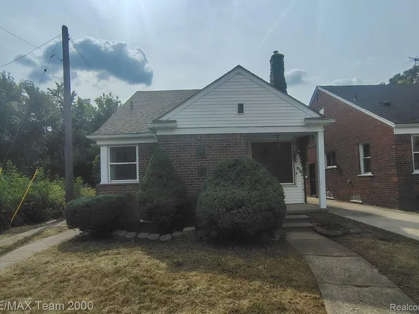 9527 Mettetal St, Detroit, MI 48227