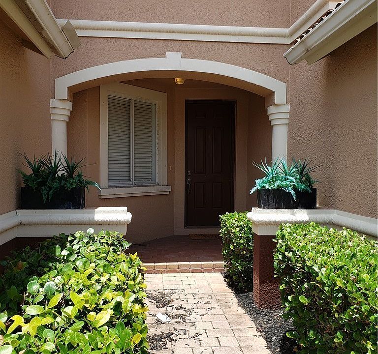 1st image of 17506 Cherry Ridge Ln