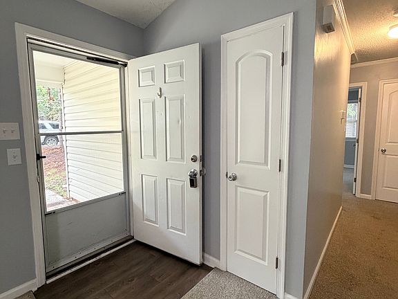3rd image of 4607 Beechcroft Dr