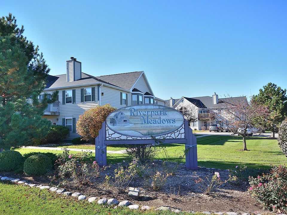 1st image of N25W24037 River Park Dr