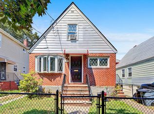 13718 168th St, Jamaica, NY 11434