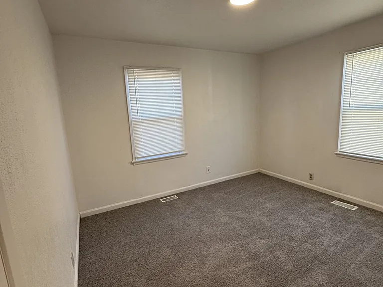 2329 S Belmont St — Photo 4