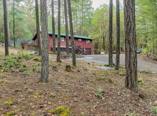 530 Lomas Rd, Jacksonville, OR 97530