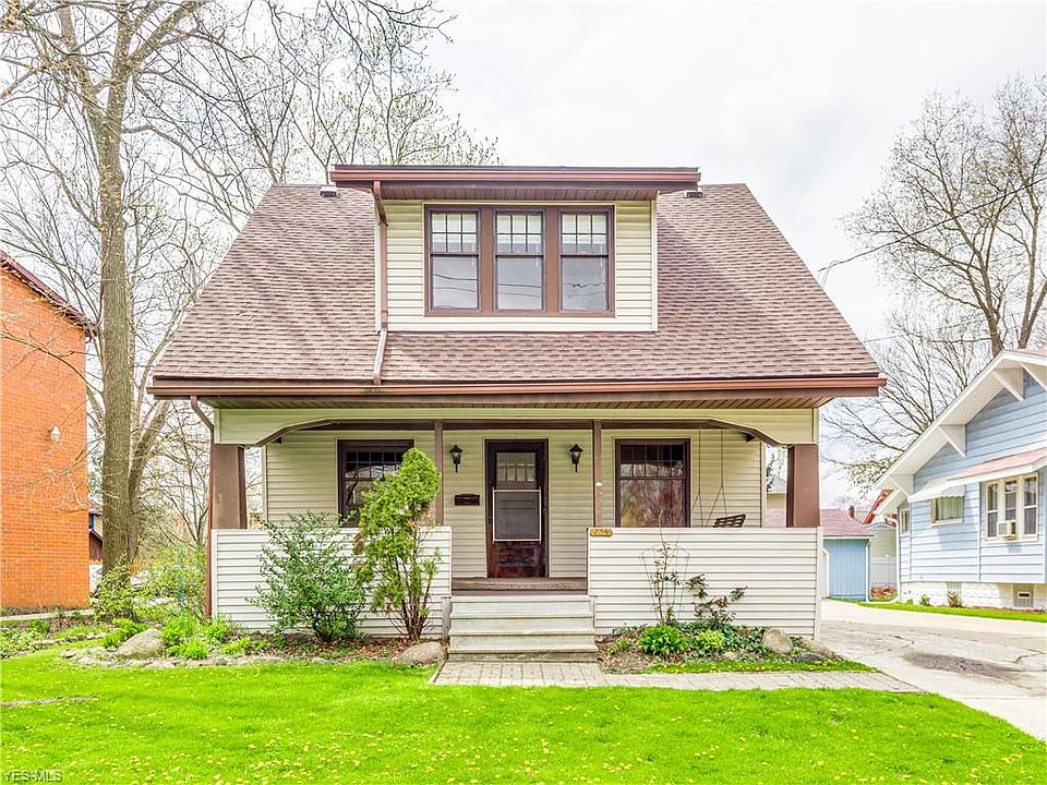 1st image of 234 Tudor Ave