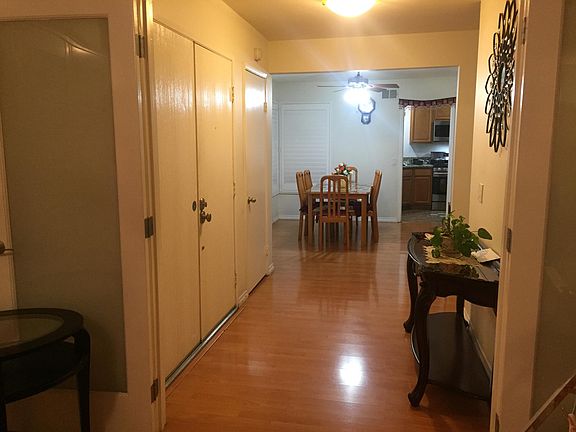 3rd image of 8115 Hanna Ave