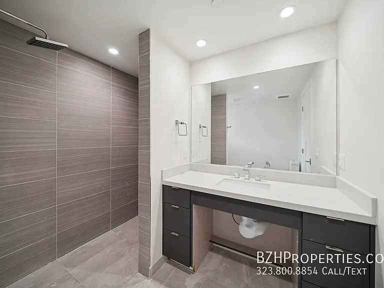 Corning Nineteen — Photo 18