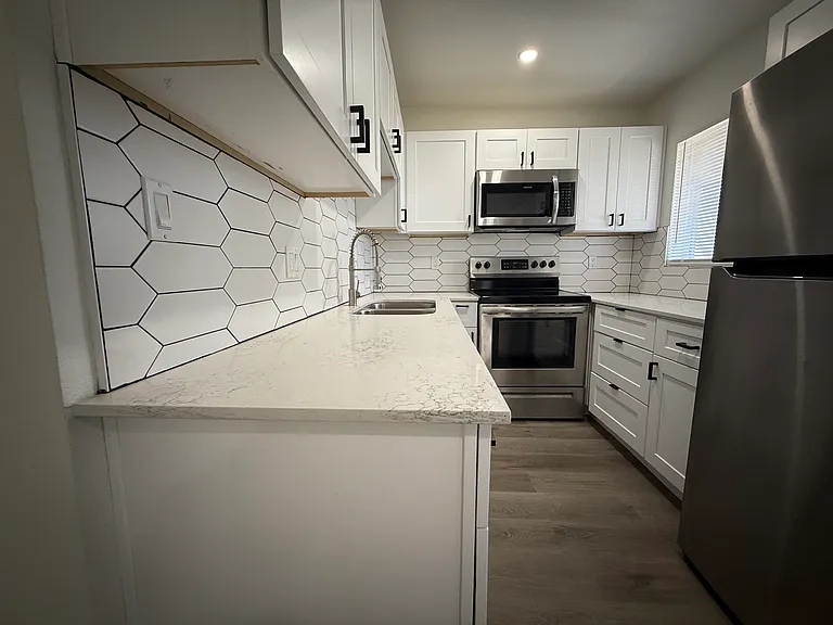 2923 N 38th St #4 — Photo 7