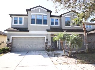 4812 Woods Landing Ln, Tampa, FL 33619
