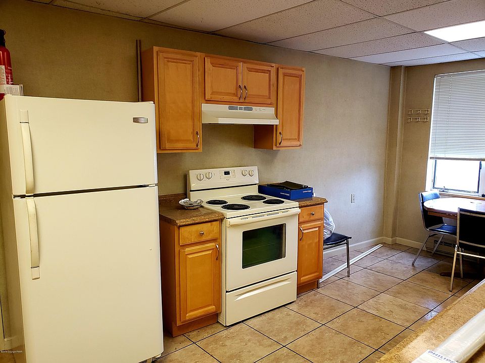 18 S 9th St Stroudsburg, PA Zillow Apartments for Rent in Stroudsburg