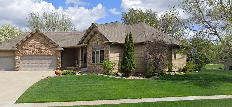 1st image of 6315 S Pinehurst Ct