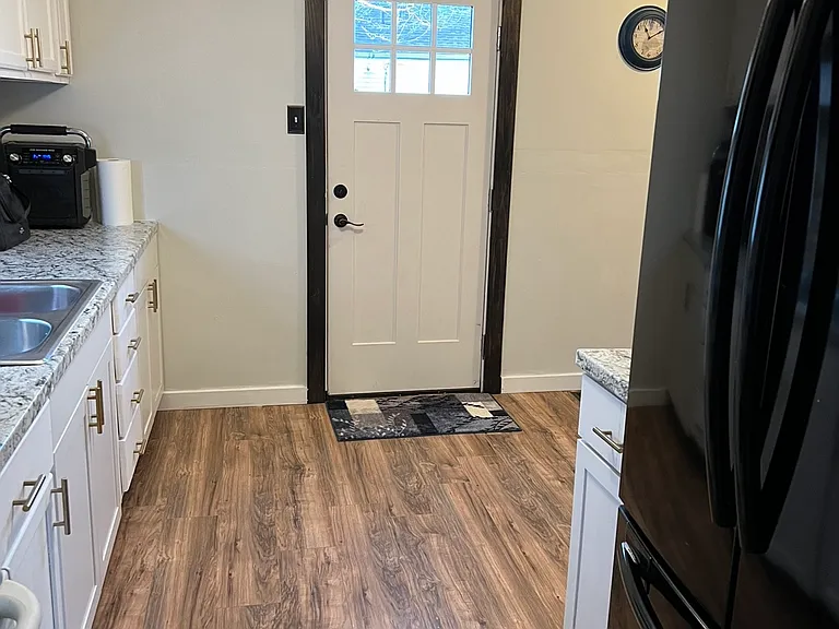 807 Concord Ln #811 — Photo 6