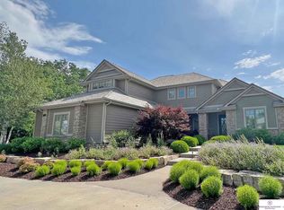 835 N 132nd Ave, Omaha, NE 68154