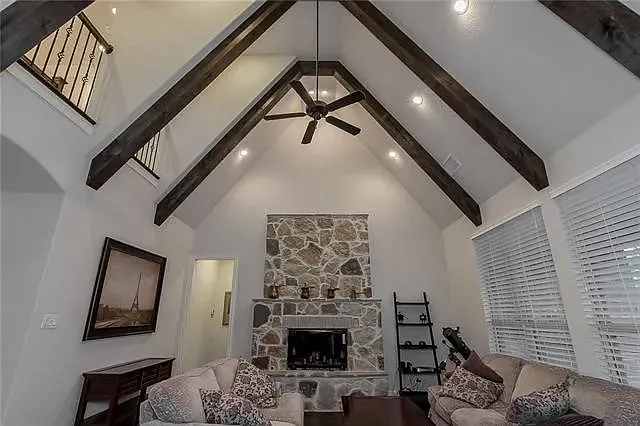 14613 Roselawn Ln — Photo 27