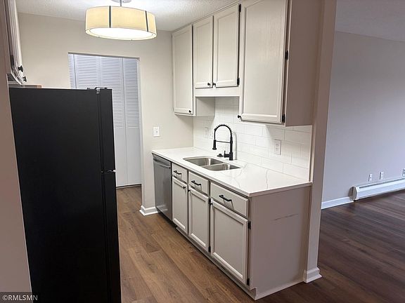 4th image of 2801 Flag Ave N APT 323