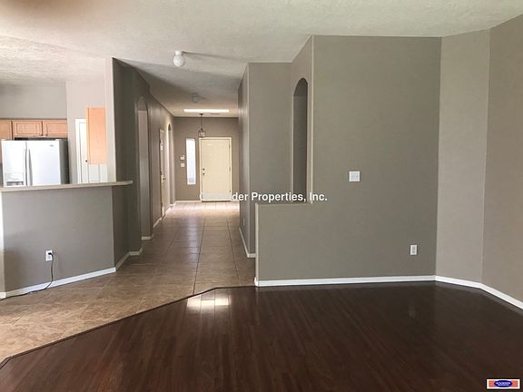 5th image of 7724 Calle Carisma NE