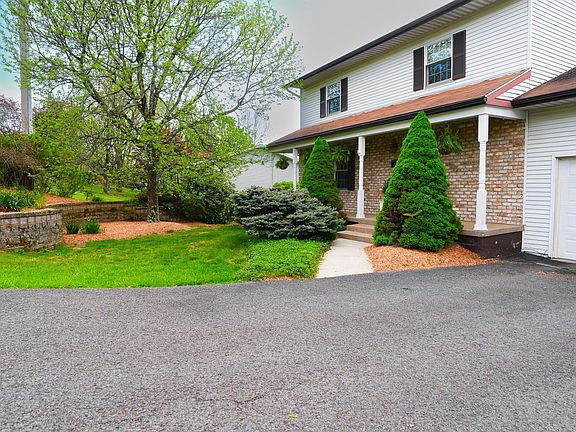 2nd image of 1026 Imperial Dr