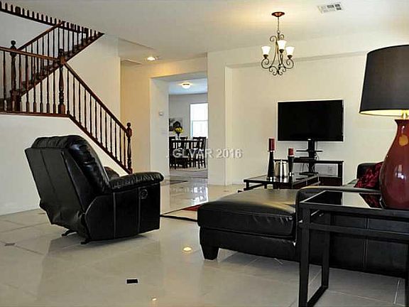 3rd image of 6304 Villa Emo St