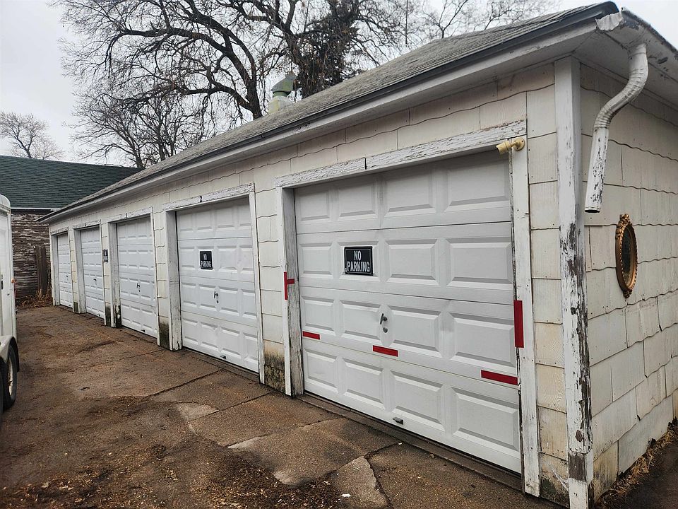 2nd image of 1464 22nd Ave