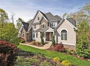 730 Augusta Dr, Bridgeville, PA 15017